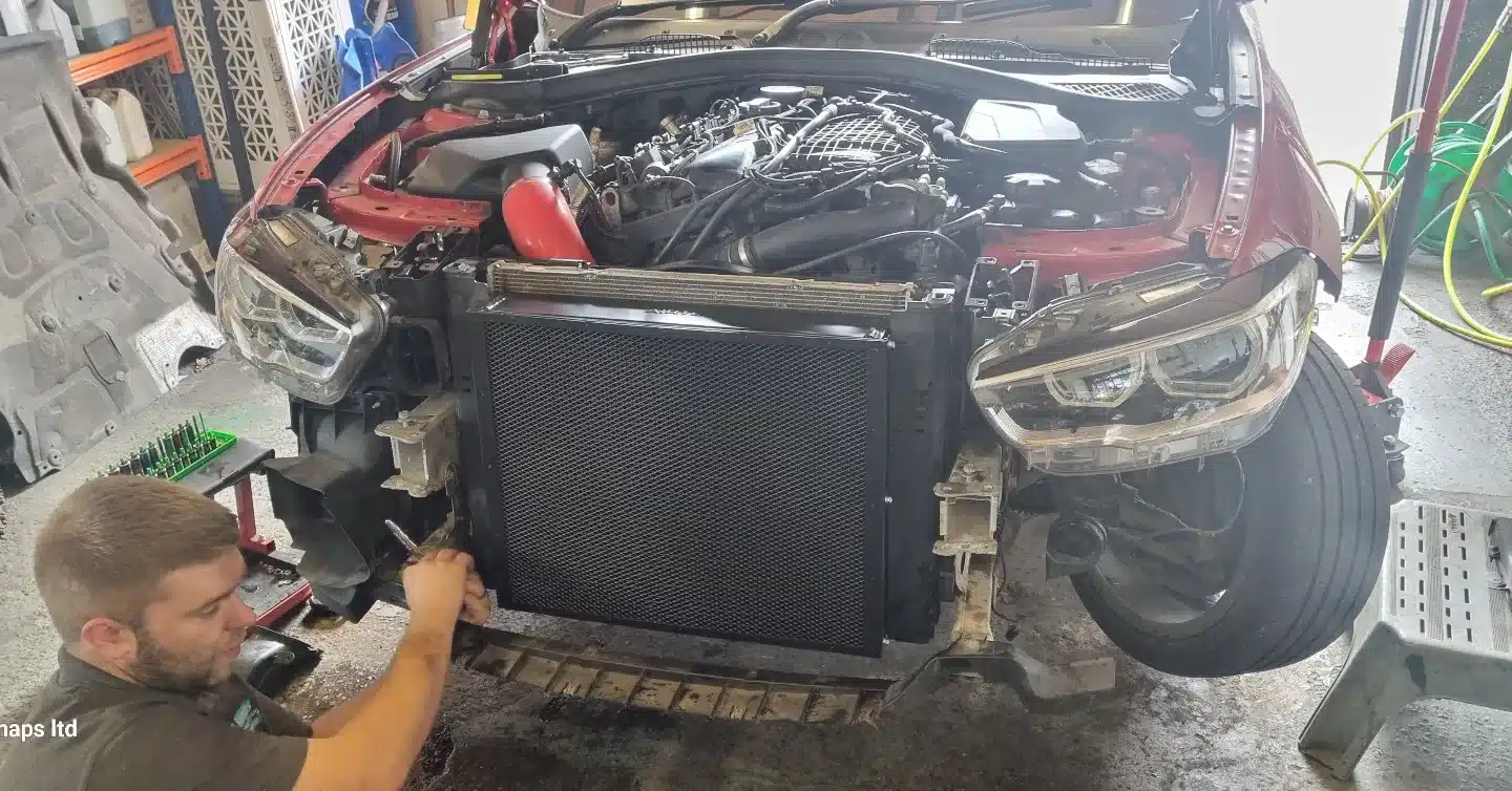 BMW M140I CHARGE COOLER HEAT EXCHANGER.